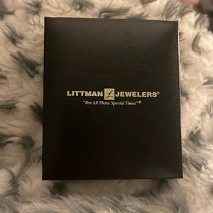 Littman jewelers necklace box